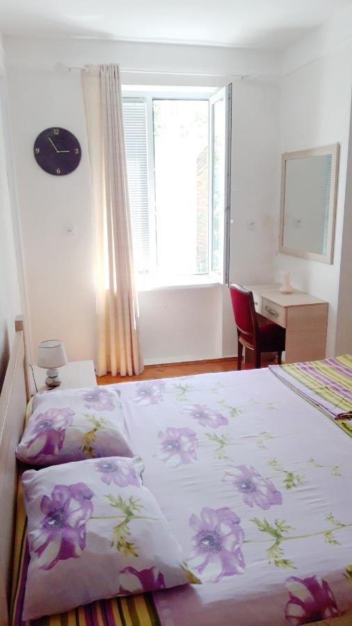 Pospolita Guest House Kutaisi Exteriör bild