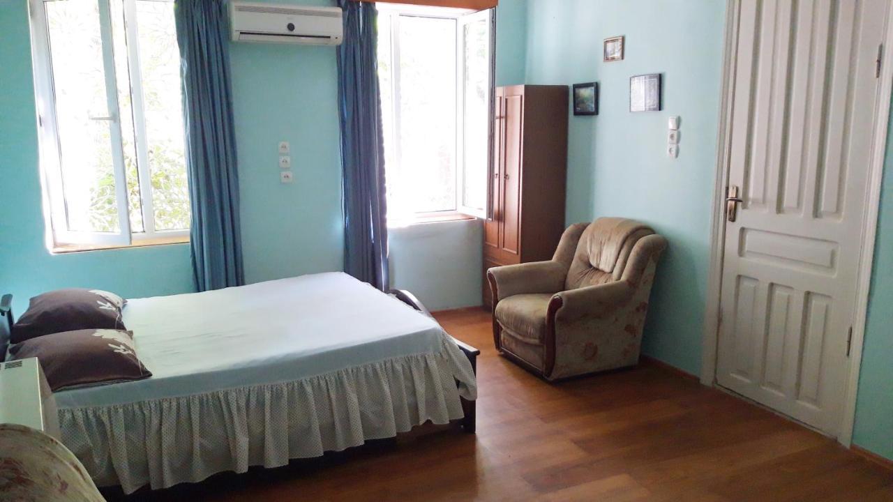 Pospolita Guest House Kutaisi Exteriör bild