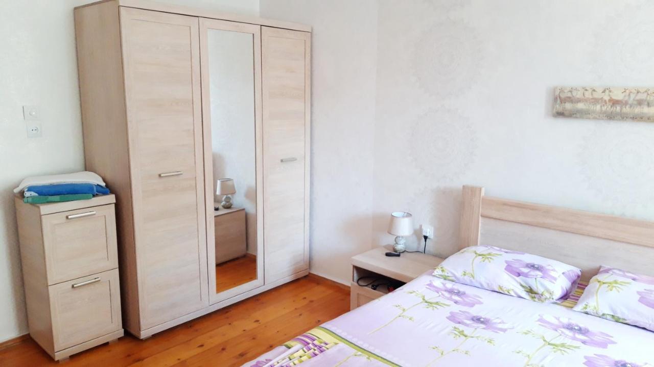 Pospolita Guest House Kutaisi Exteriör bild
