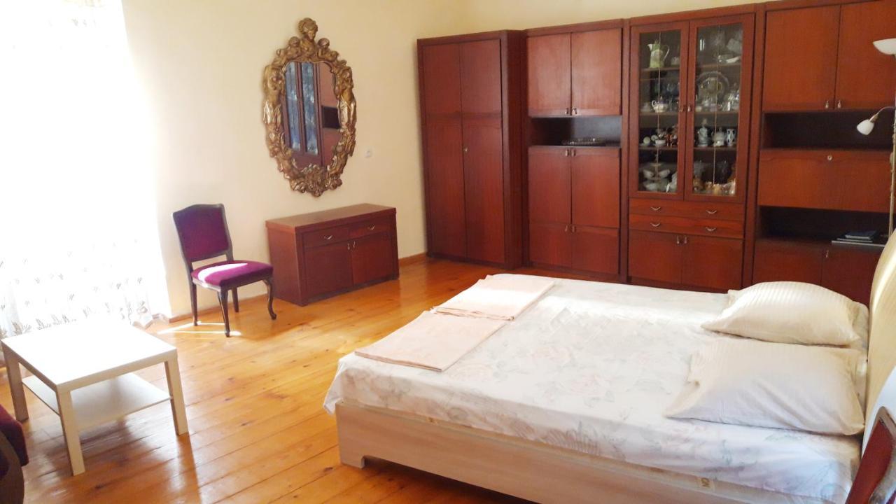 Pospolita Guest House Kutaisi Exteriör bild
