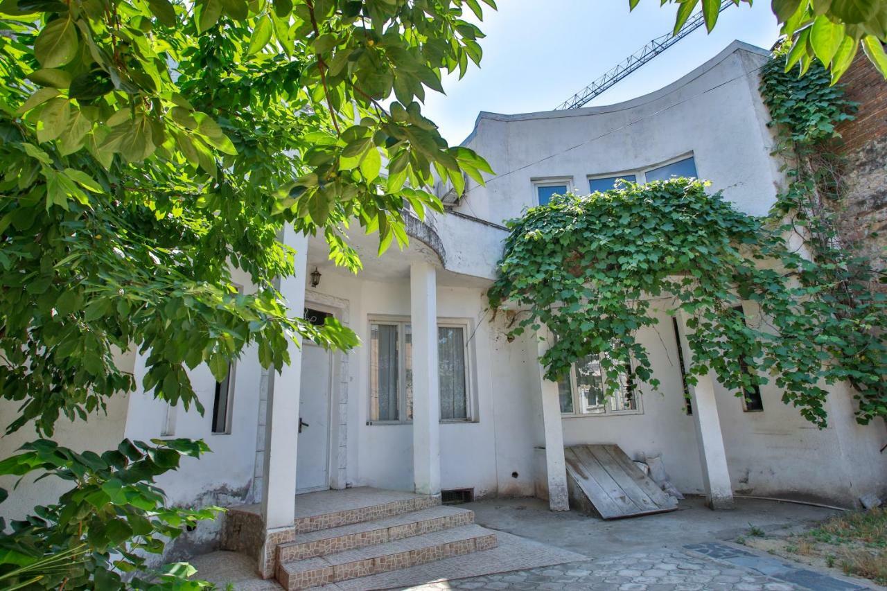 Pospolita Guest House Kutaisi Exteriör bild