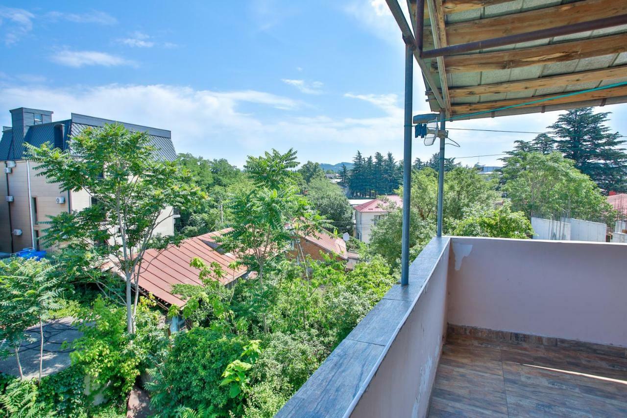 Pospolita Guest House Kutaisi Exteriör bild